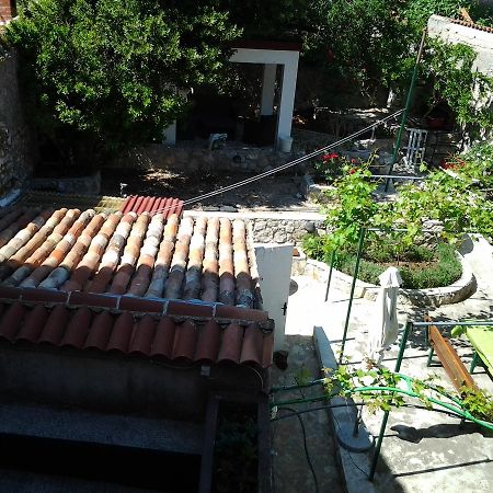 Apartment Mira Cres Luaran gambar