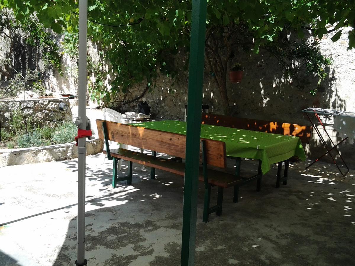 Apartment Mira Cres Luaran gambar