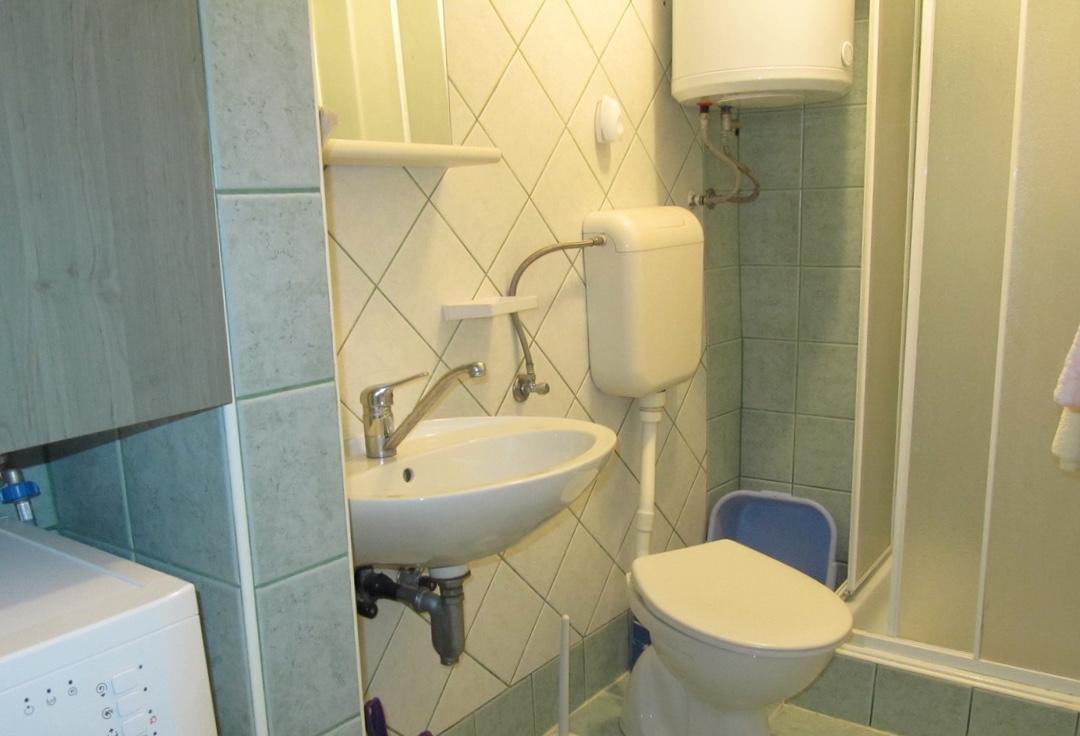 Apartment Mira Cres Luaran gambar
